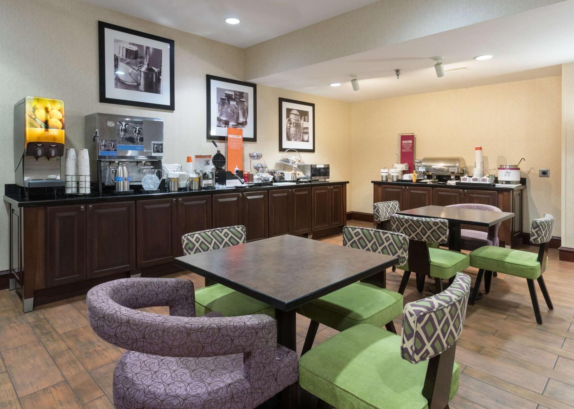 Hampton Inn By Hilton Одеса Екстериор снимка
